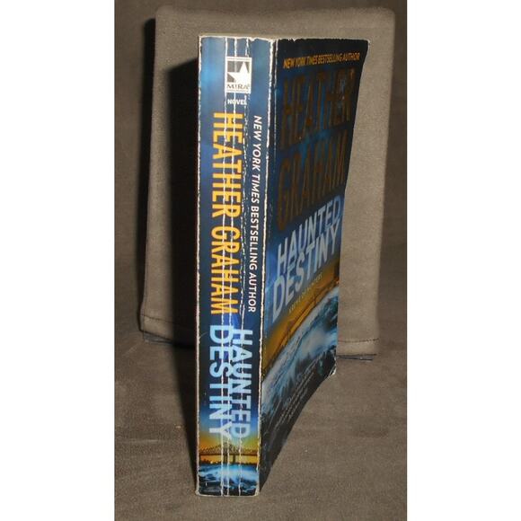 Haunted Destiny by Heather Graham Paperback 2016 Krewe of Hunters #18 - Picture 2 of 9